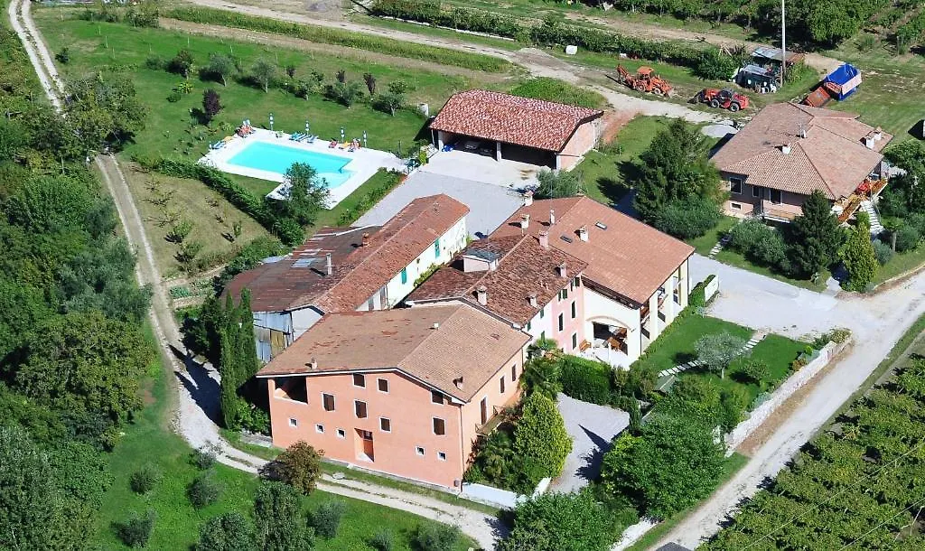 Agriturismo La Palazzina Pensionat Castelnuovo del Garda Feriehus