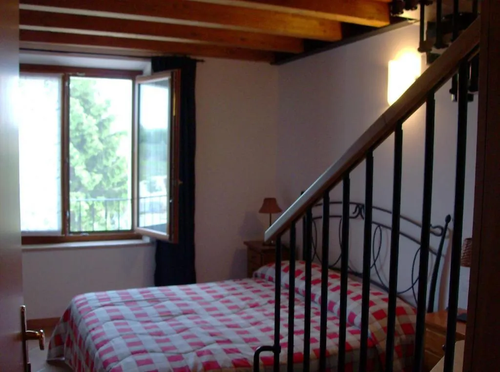Agriturismo La Palazzina Pensionat Castelnuovo del Garda Feriehus