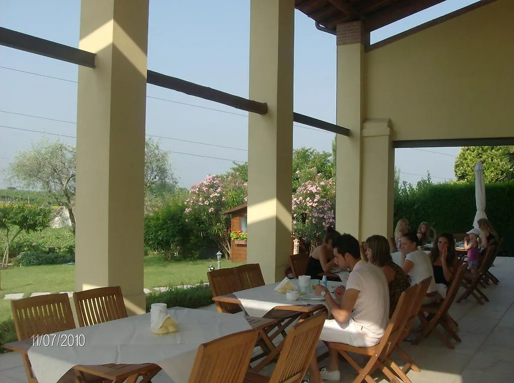 Casa vacanze Agriturismo La Palazzina Castelnuovo del Garda