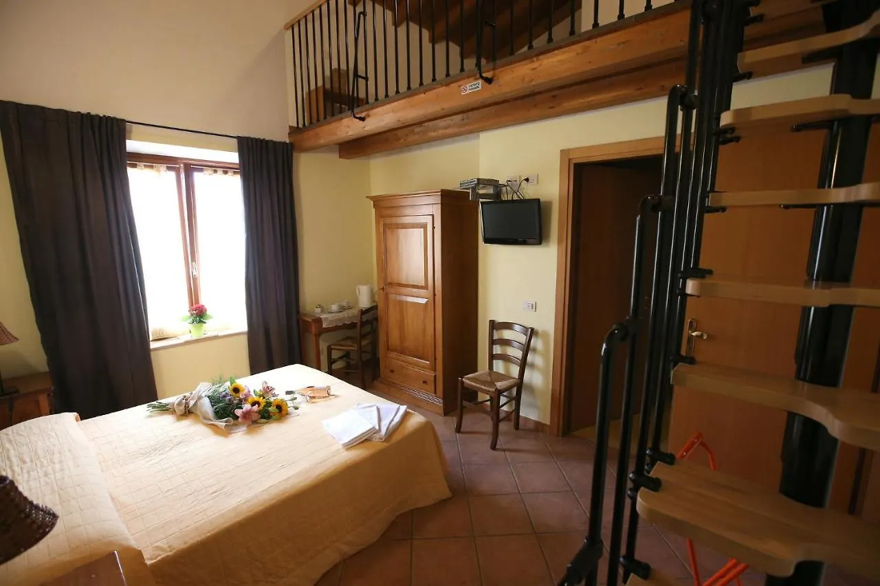 Casa vacanze Agriturismo La Palazzina Castelnuovo del Garda Italia