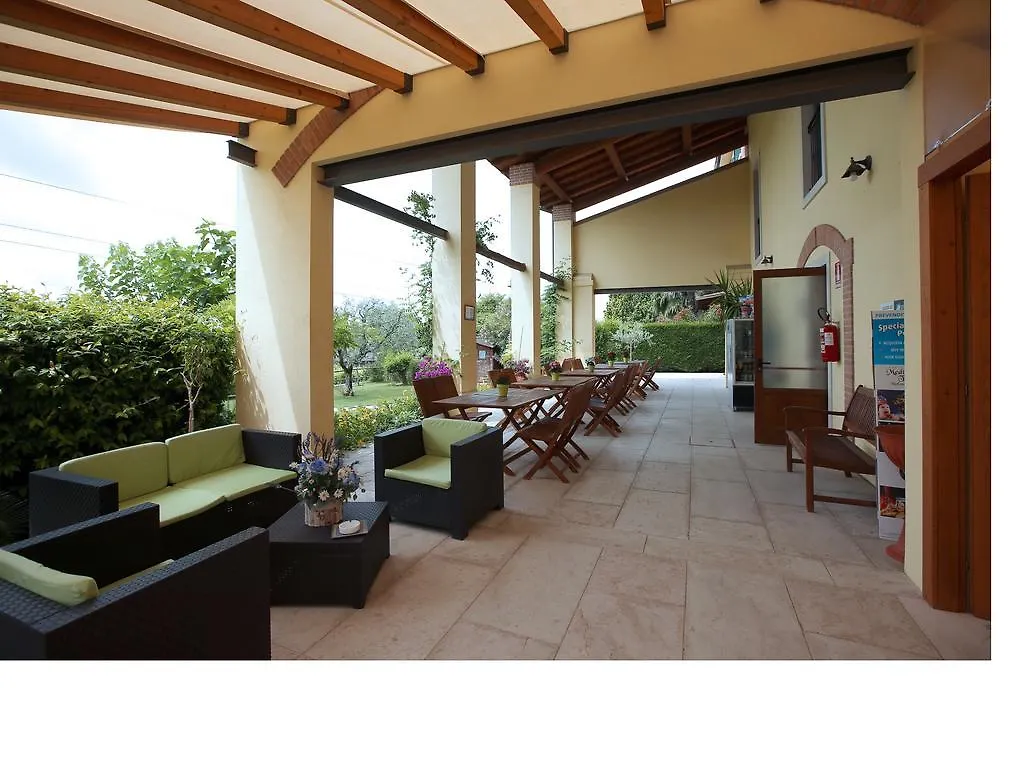 Agriturismo La Palazzina Castelnuovo del Garda 0*,  Italia