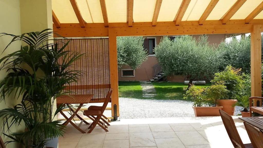 Agriturismo La Palazzina Castelnuovo del Garda Italia