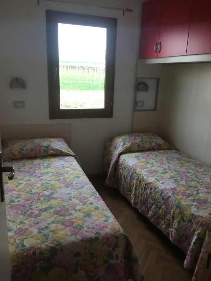 Agriturismo La Palazzina Castelnuovo del Garda 0*,  Italia